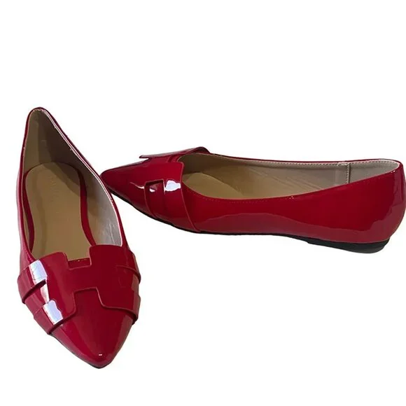 Wild Diva Women's Geometric Design Slip-On Patent PU Pointed Toe Ballet Flats - Picture 3 of 7